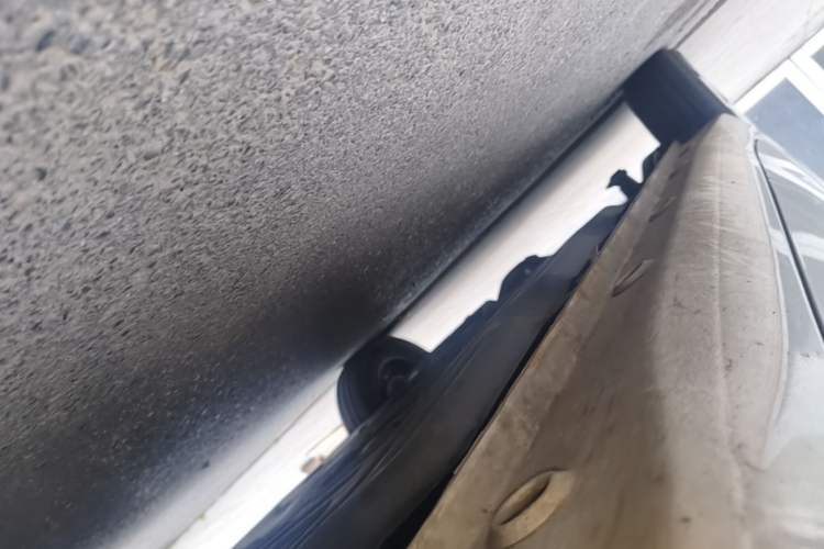 Used Wuling Hongguang MINIEV 2025 Four-Door Version Advanced Edition Right Side Sill