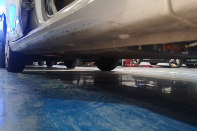 Used Wuling Hongguang MINIEV 2025 Four-Door Version Advanced Edition Right Side Sill
