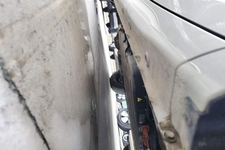 Used Wuling Hongguang MINIEV 2025 Four-Door Version Advanced Edition Right Side Sill
