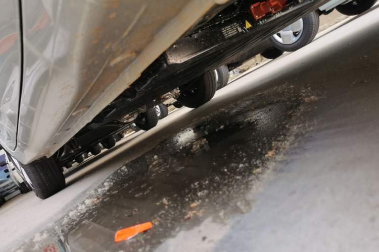 Used Wuling Hongguang MINIEV 2025 Four-Door Version Advanced Edition Right Side Sill