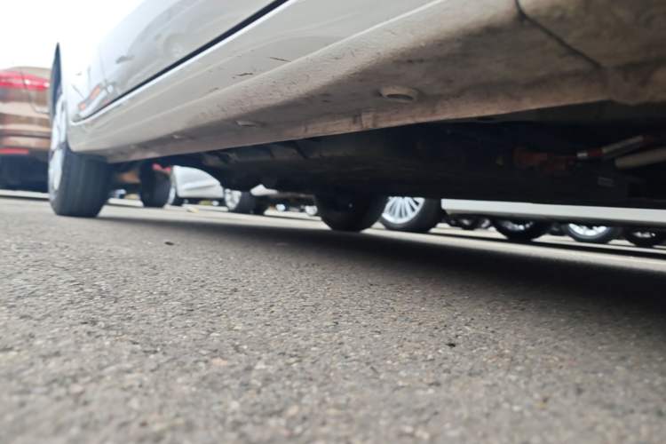 Used Wuling Hongguang MINIEV 2025 Four-Door Version Advanced Edition Right Side Sill