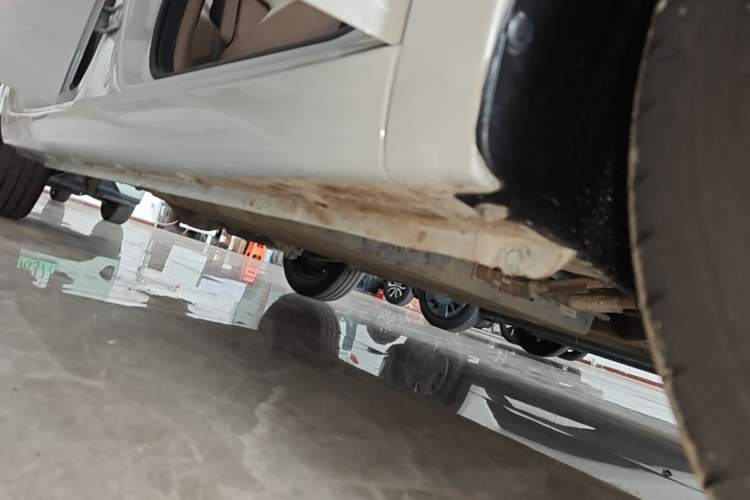 Used Wuling Hongguang MINIEV 2025 Four-Door Version Advanced Edition Right Side Sill