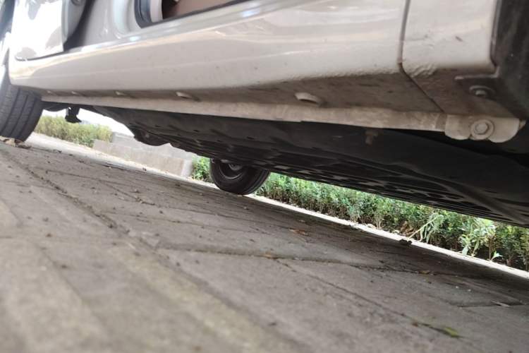 Used Wuling Hongguang MINIEV 2025 Four-Door Version Advanced Edition Right Side Sill