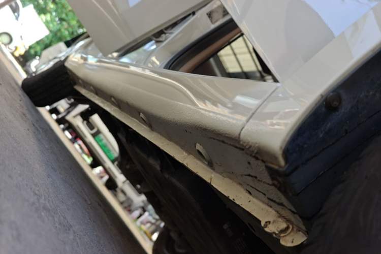 Used Wuling Hongguang MINIEV 2025 Four-Door Version Advanced Edition Right Side Sill