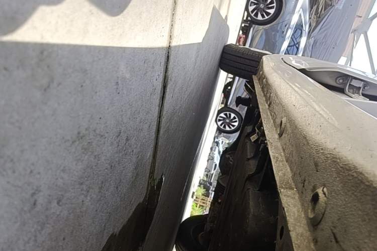 Used Wuling Hongguang MINIEV 2025 Four-Door Version Advanced Edition Right Side Sill