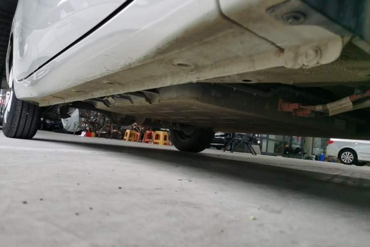 Used Wuling Hongguang MINIEV 2025 Four-Door Version Advanced Edition Right Side Sill