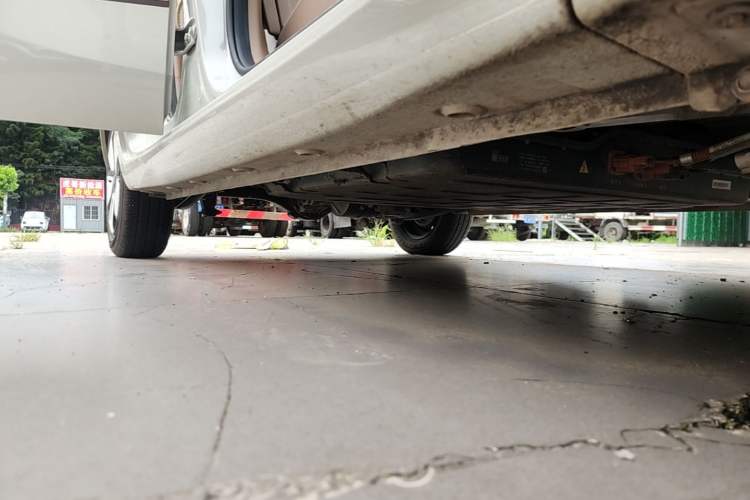 Used Wuling Hongguang MINIEV 2025 Four-Door Version Advanced Edition Right Side Sill