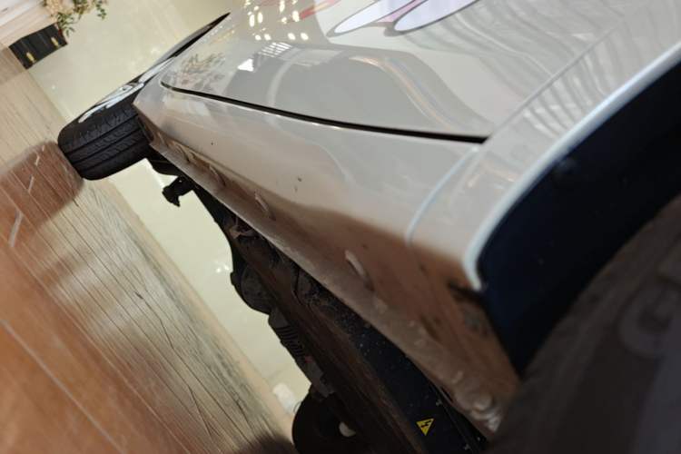 Used Wuling Hongguang MINIEV 2025 Four-Door Version Zhenxiang+ Edition Right Side Sill