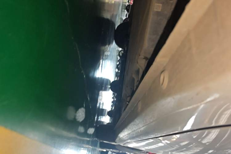 Used Wuling Hongguang MINIEV 2025 Four-Door Version Premium Edition Right Side Sill