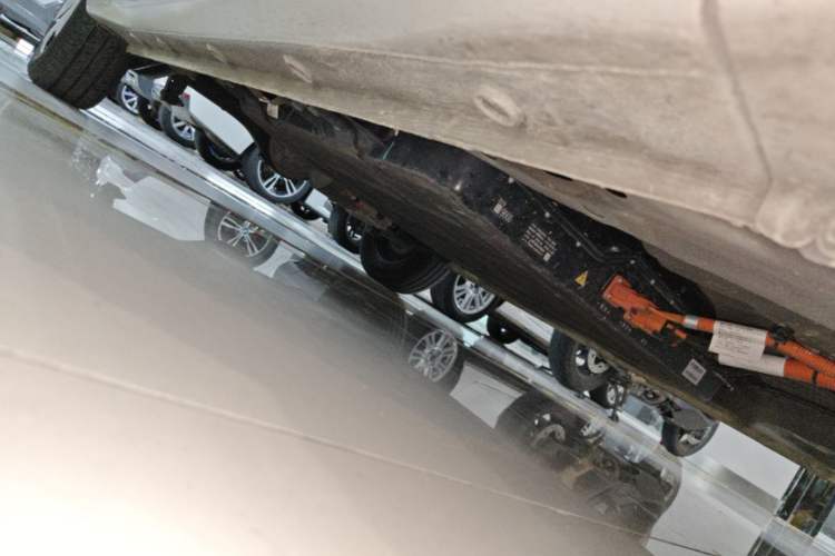 Used Wuling Hongguang MINIEV 2025 Four-Door Version Advanced Edition Right Side Sill