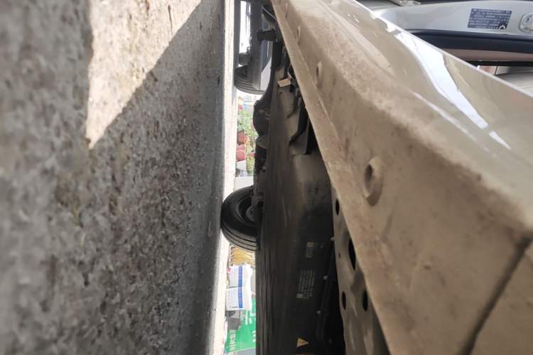 Used Wuling Hongguang MINIEV 2025 Four-Door Version Advanced Edition Right Side Sill