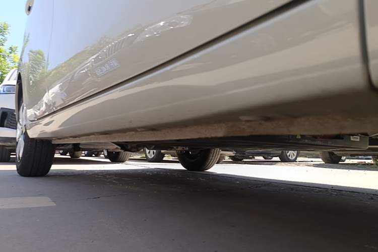 Used Wuling Hongguang MINIEV 2025 Four-Door Version Advanced Edition Right Side Sill