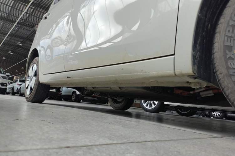 Used Wuling Hongguang MINIEV 2025 Four-Door Version Advanced Edition Right Side Sill