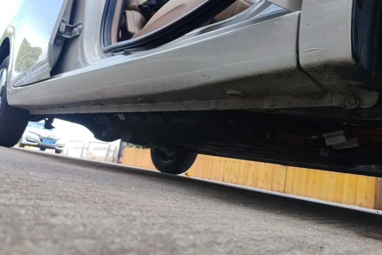 Used Wuling Hongguang MINIEV 2025 Four-Door Version Advanced Edition Right Side Sill