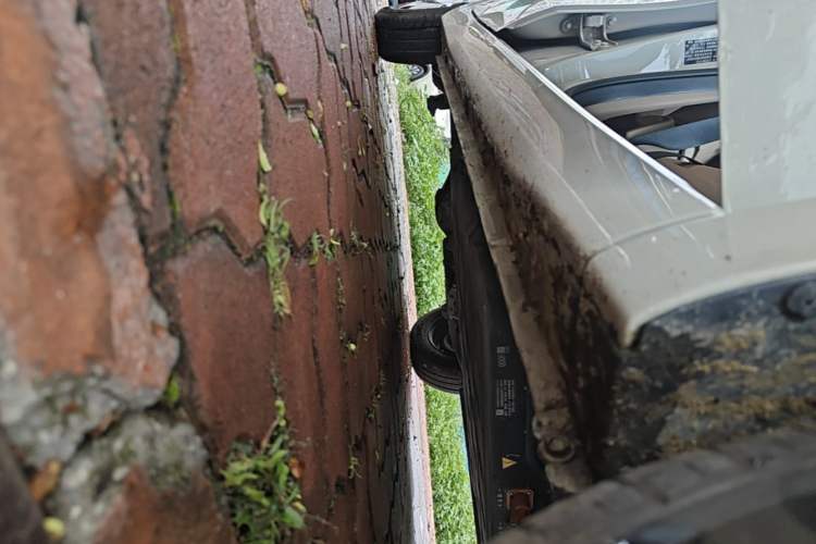 Used Wuling Hongguang MINIEV 2025 Four-Door Version Advanced Edition Right Side Sill