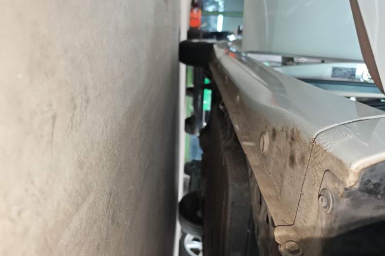 Used Wuling Hongguang MINIEV 2025 Four-Door Version Zhenxiang+ Edition Right Side Sill