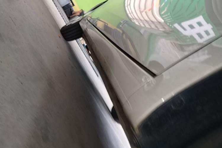 Used Wuling Hongguang MINIEV 2025 Four-Door Version Advanced Edition Right Side Sill