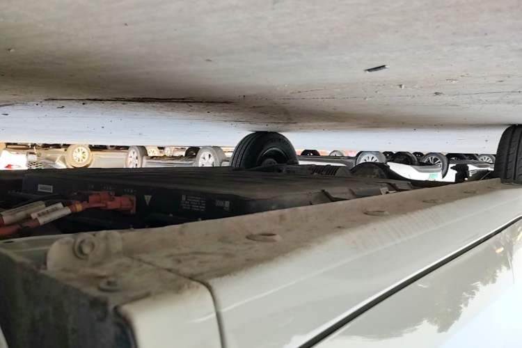 Used Wuling Hongguang MINIEV 2025 Four-Door Version Advanced Edition Right Side Sill