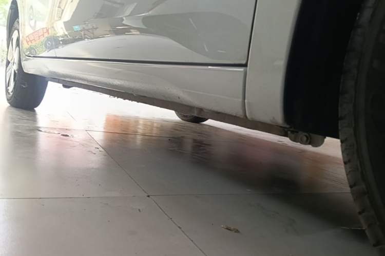 Used Wuling Hongguang MINIEV 2025 Four-Door Version Zhenxiang+ Edition Right Side Sill