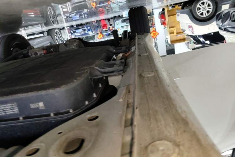 Used Wuling Hongguang MINIEV 2025 Four-Door Version Advanced Edition Right Side Sill