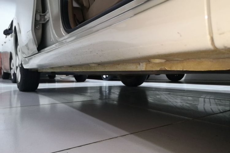 Used Wuling Hongguang MINIEV 2025 Four-Door Version Zhenxiang+ Edition Right Side Sill