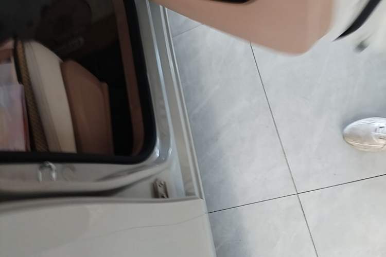 Used Wuling Hongguang MINIEV 2025 Four-Door Version Advanced Edition Right Side Sill