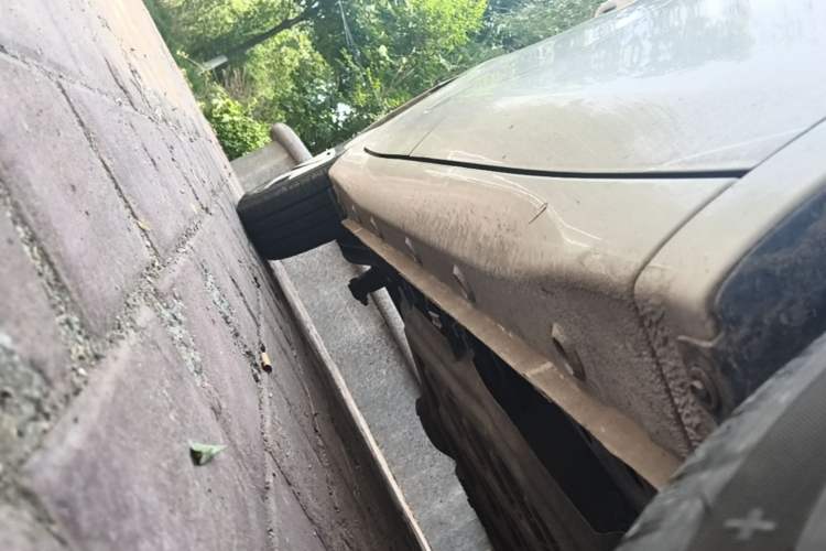 Used Wuling Hongguang MINIEV 2025 Four-Door Version Advanced Edition Right Side Sill