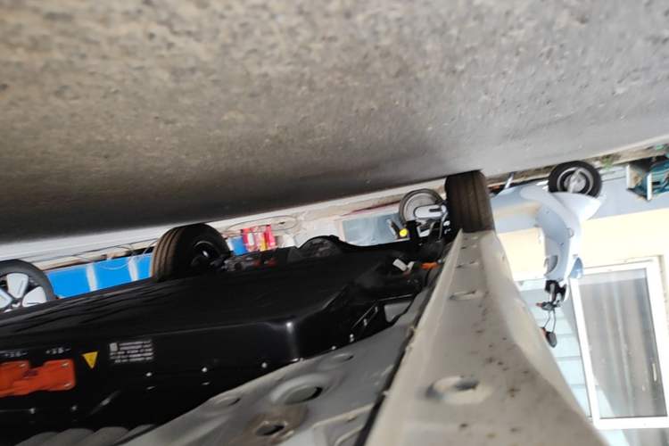 Used Wuling Hongguang MINIEV 2025 Four-Door Version Advanced Edition Right Side Sill