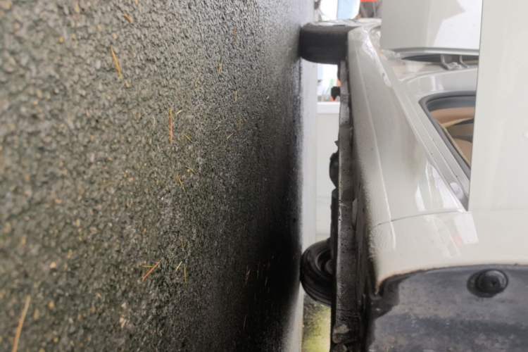 Used Wuling Hongguang MINIEV 2025 Four-Door Version Advanced Edition Right Side Sill