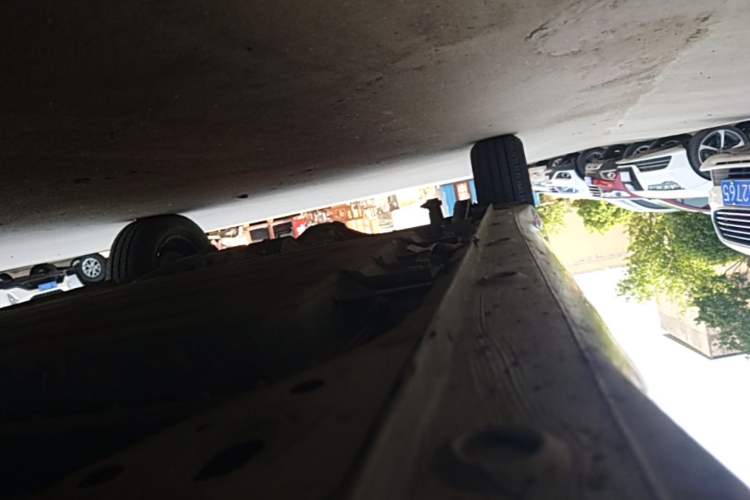 Used Wuling Hongguang MINIEV 2025 Four-Door Version Advanced Edition Right Side Sill