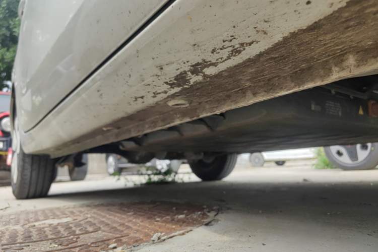 Used Wuling Hongguang MINIEV 2025 Four-Door Version Advanced Edition Right Side Sill