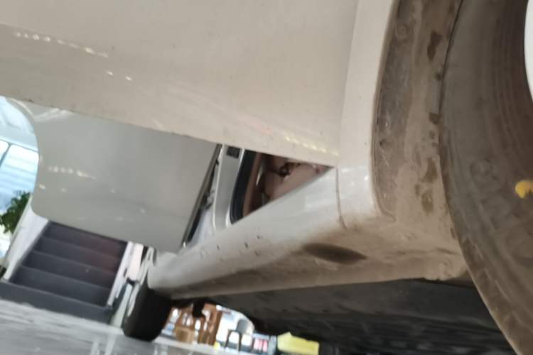 Used Wuling Hongguang MINIEV 2025 Four-Door Version Zhenxiang+ Edition Right Side Sill