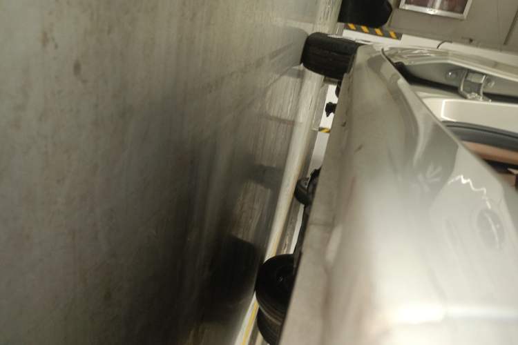 Used Wuling Hongguang MINIEV 2025 Four-Door Version Advanced Edition Right Side Sill