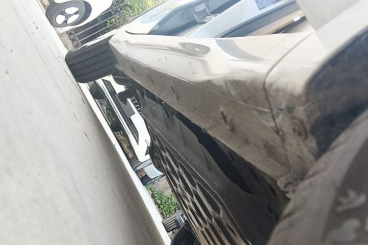 Used Wuling Hongguang MINIEV 2025 Four-Door Version Advanced Edition Right Side Sill