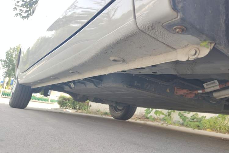 Used Wuling Hongguang MINIEV 2025 Four-Door Version Advanced Edition Right Side Sill