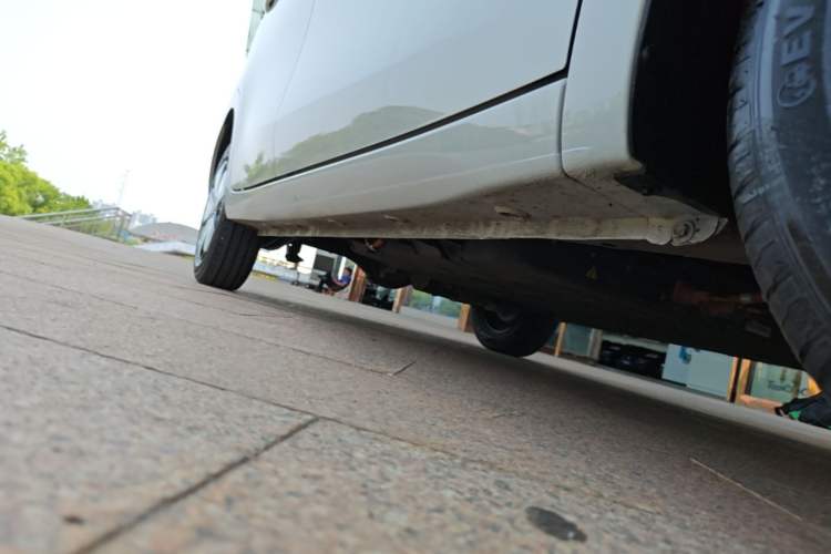 Used Wuling Hongguang MINIEV 2025 Four-Door Version Advanced Edition Right Side Sill
