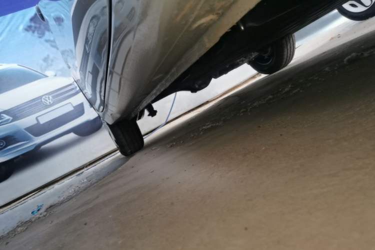 Used Wuling Hongguang MINIEV 2025 Four-Door Version Advanced Edition Right Side Sill