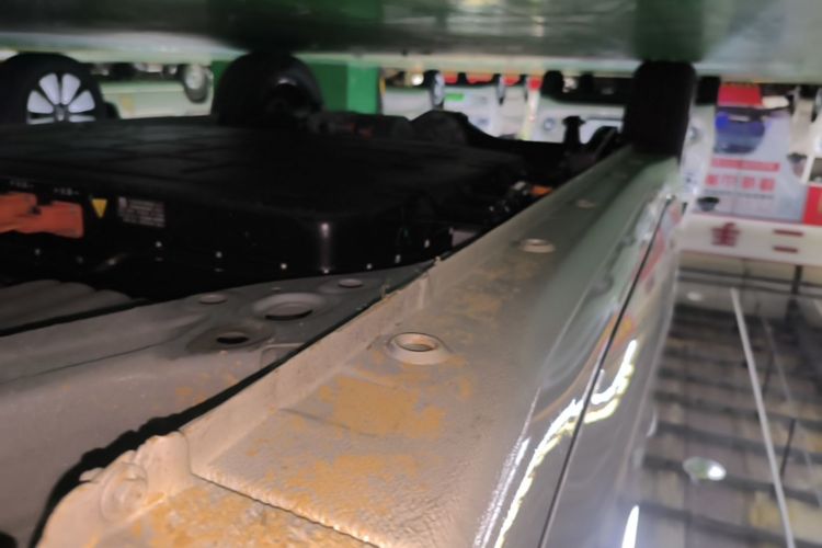 Used Wuling Hongguang MINIEV 2025 Four-Door Version Advanced Edition Right Side Sill