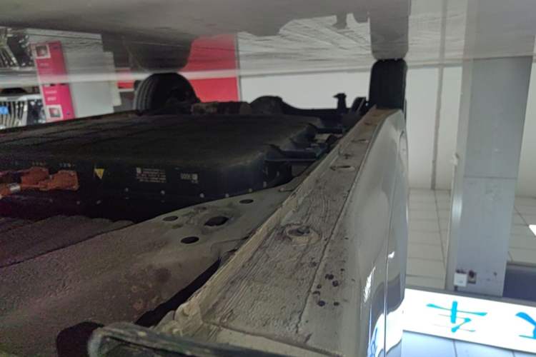 Used Wuling Hongguang MINIEV 2025 Four-Door Version Advanced Edition Right Side Sill