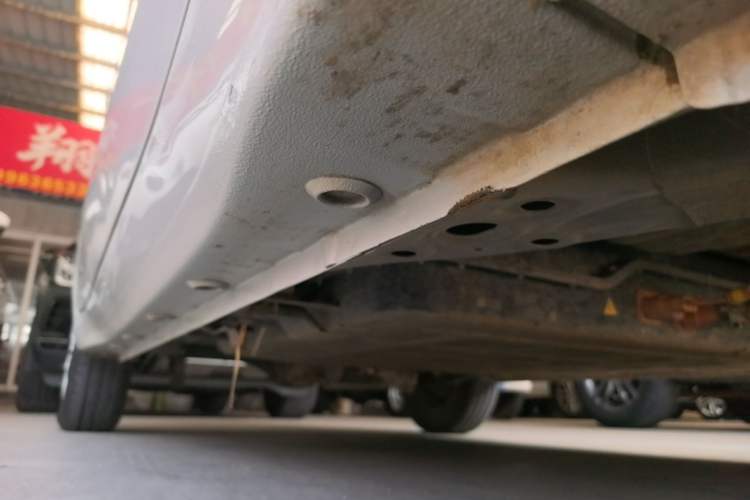 Used Wuling Hongguang MINIEV 2025 Four-Door Version Advanced Edition Right Side Sill