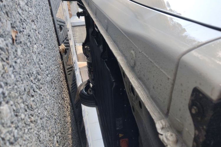 Used Wuling Hongguang MINIEV 2025 Four-Door Version Advanced Edition Right Side Sill