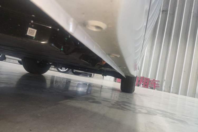 Used Wuling Hongguang MINIEV 2025 Four-Door Version Advanced Edition Right Side Sill