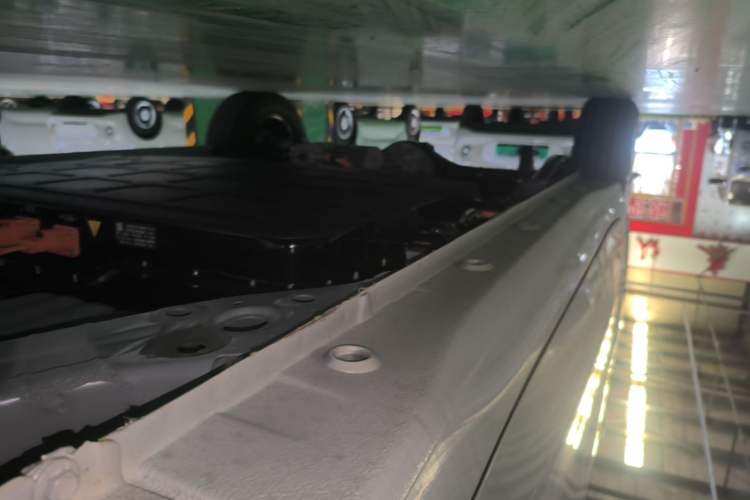 Used Wuling Hongguang MINIEV 2025 Four-Door Version Advanced Edition Right Side Sill