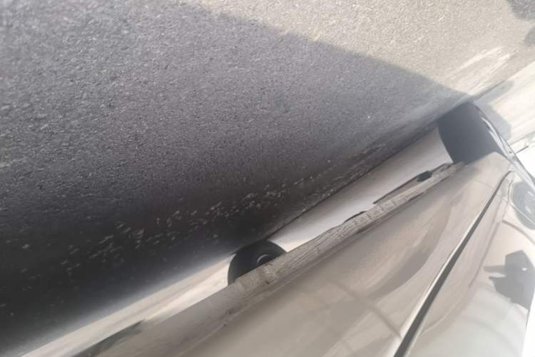 Used Wuling Hongguang MINIEV 2025 Four-Door Version Advanced Edition Right Side Sill