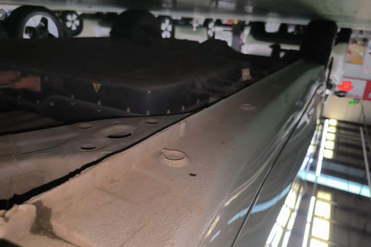 Used Wuling Hongguang MINIEV 2025 Four-Door Version Advanced Edition Right Side Sill