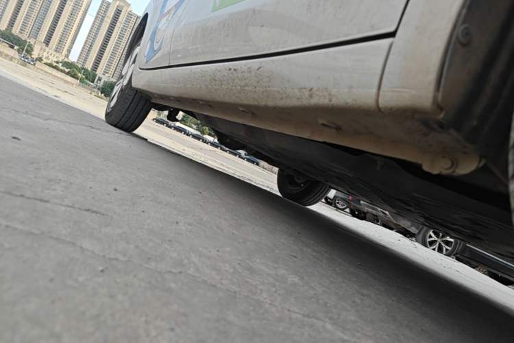 Used Wuling Hongguang MINIEV 2025 Four-Door Version Advanced Edition Right Side Sill