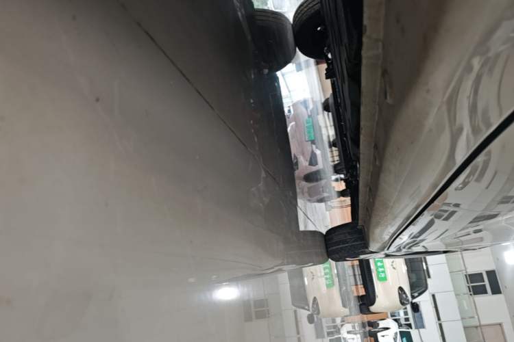 Used Wuling Hongguang MINIEV 2025 Four-Door Version Advanced Edition Right Side Sill