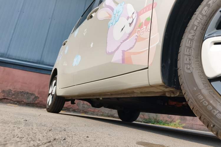 Used Wuling Hongguang MINIEV 2025 Four-Door Version Advanced Edition Right Side Sill