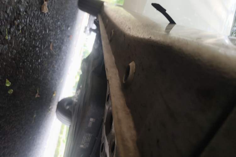 Used Wuling Hongguang MINIEV 2025 Four-Door Version Advanced Edition Right Side Sill