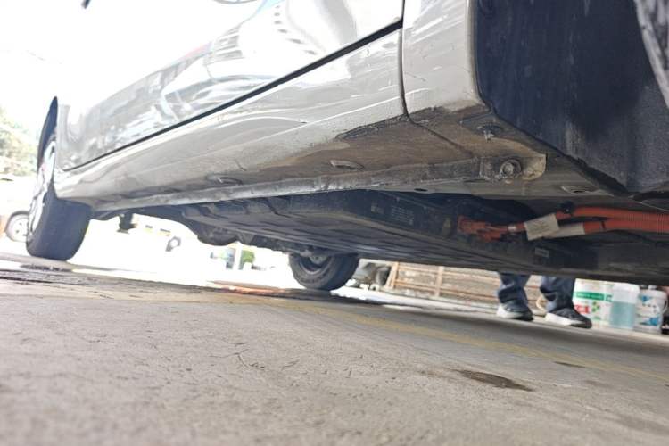 Used Wuling Hongguang MINIEV 2025 Four-Door Version Advanced Edition Right Side Sill